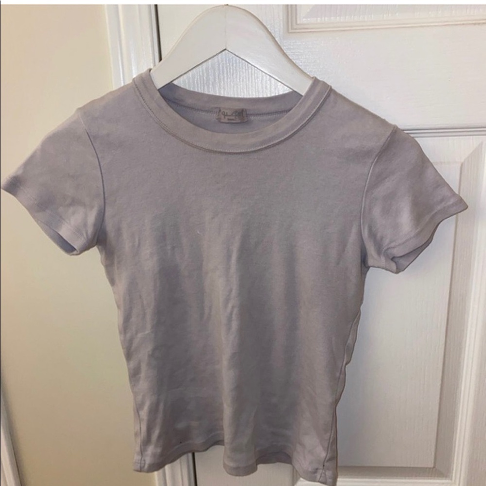 💜💜 BRANDY MELVILLE LILAC TSHIRT💜💜